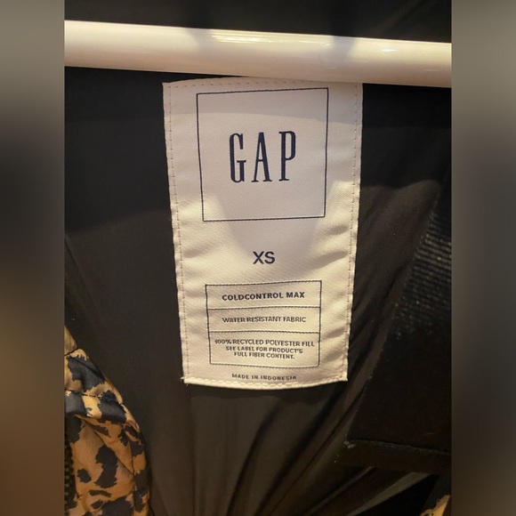 Women’s GAP bomber coat NWOT - Picture 4 of 4